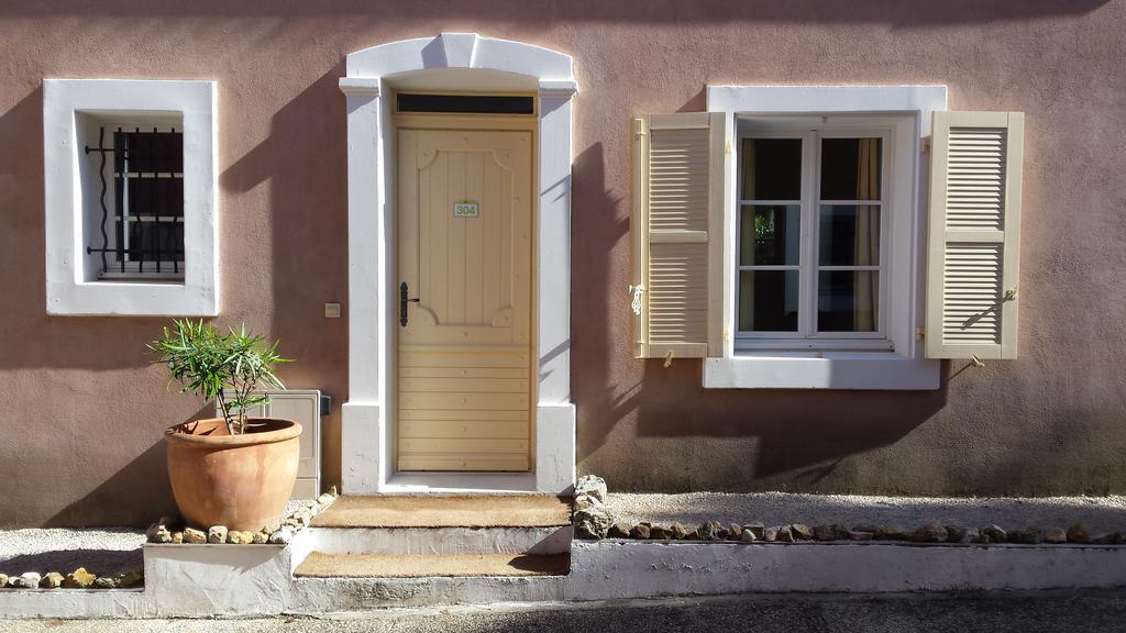 Provencal House In Fayence With Pool & Indoor Spa מראה חיצוני תמונה